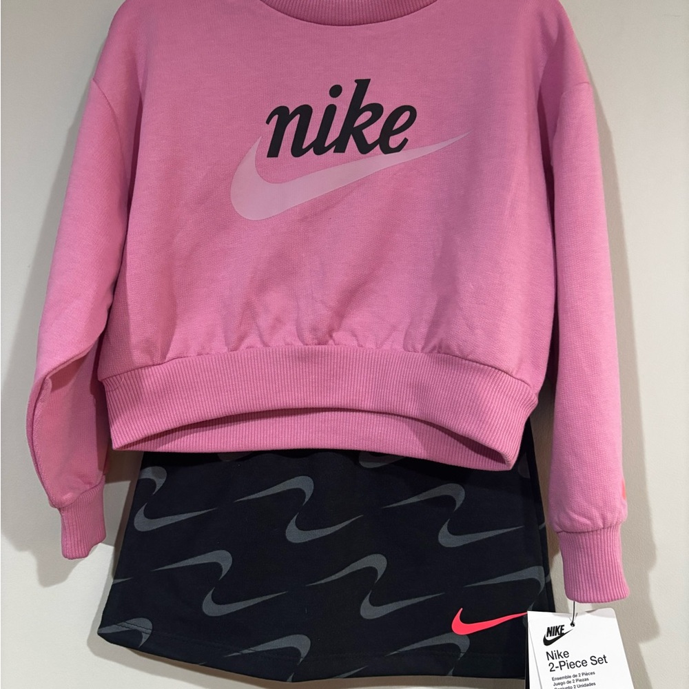Nike Pink and Black 2-Piece Set